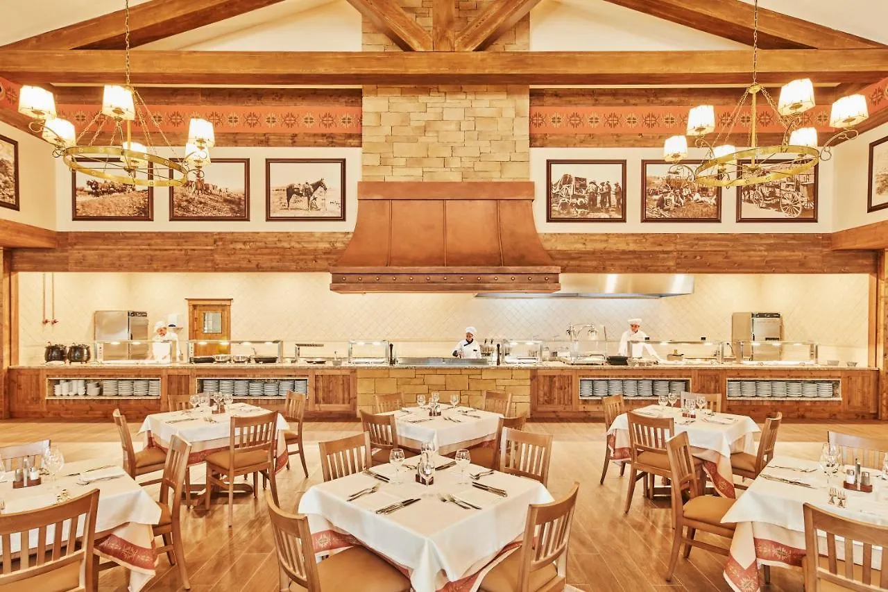 PortAventura Hotel Colorado Creek: Theme Park Access Included Salou Spain