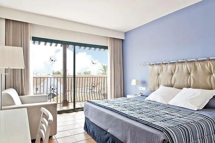 PortAventura Hotel Colorado Creek: Theme Park Access Included Salou 4*,  Spain